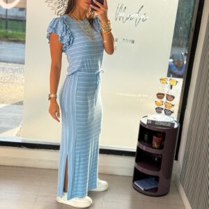Set falda larga y blusa con rufles