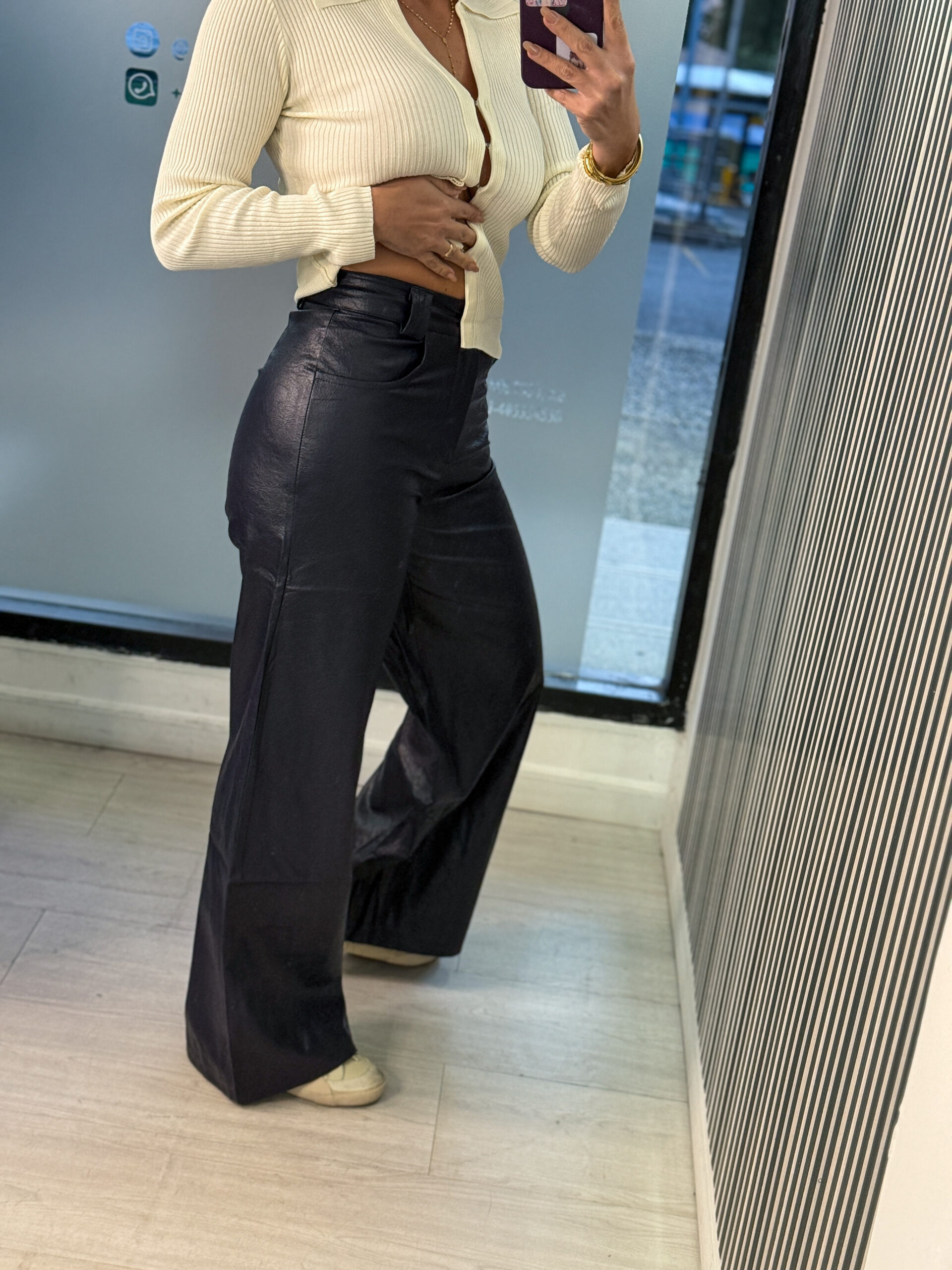 Pantalon de cuero con textura CRETA - Imagen 4