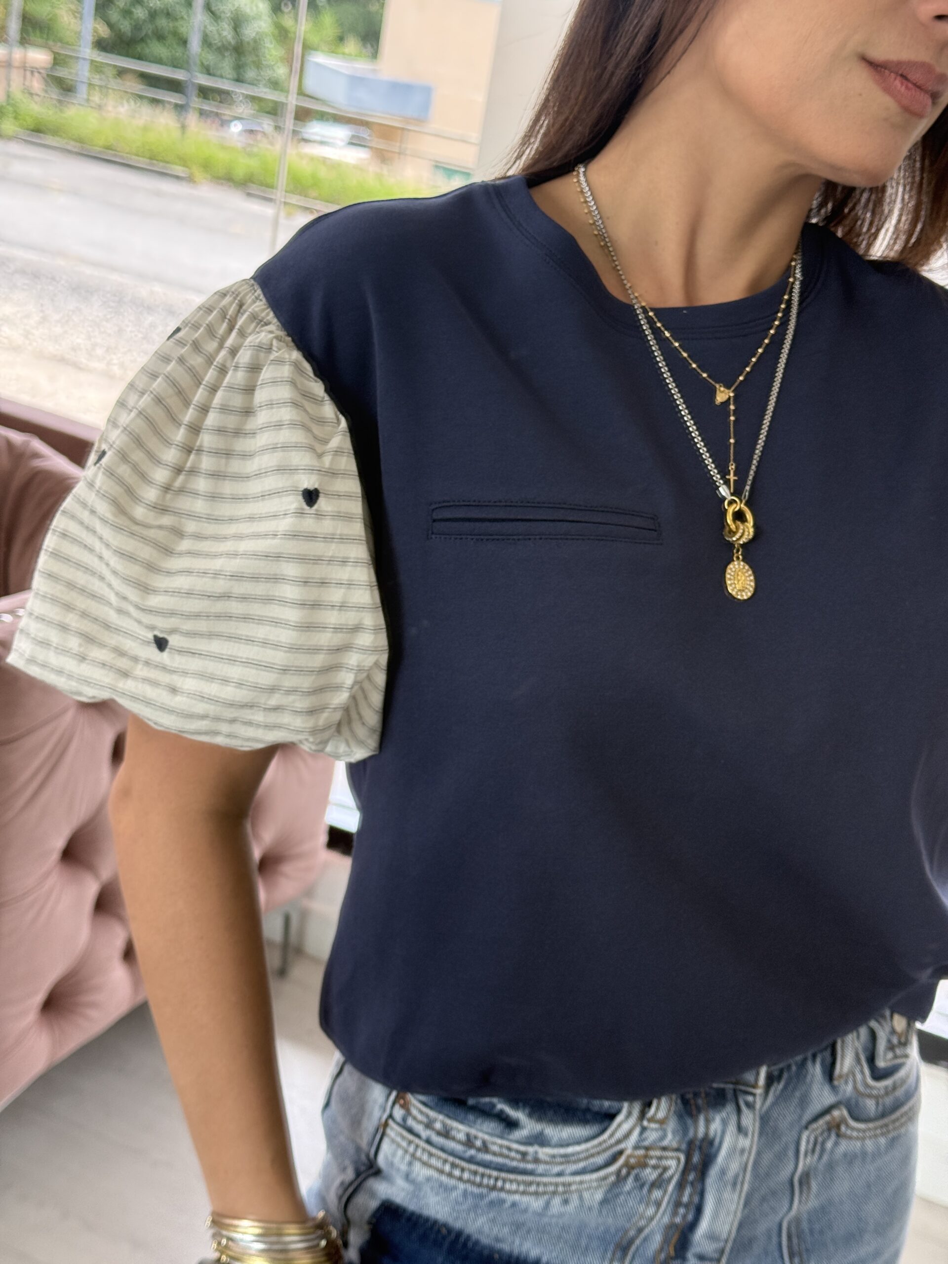Camisa tipo polo mangas abullonadas